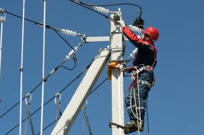 "Россети Ленэнерго" повысили надежность электроснабжения пяти населенных пунктов в Выборгском районе Ленинградской области