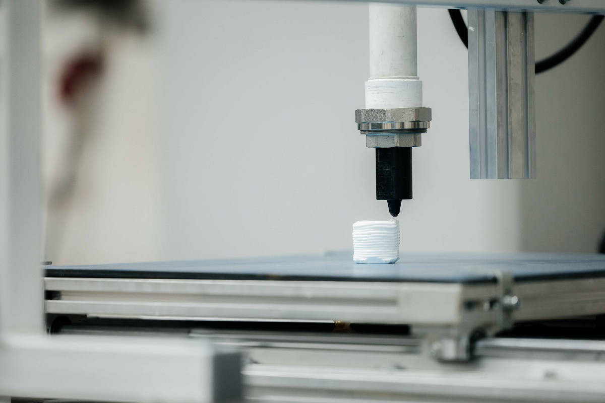 Ученые ТПУ предложили новый подход, упрощающий 3D-печать пористых алюмосиликатных огнеупорных матери...