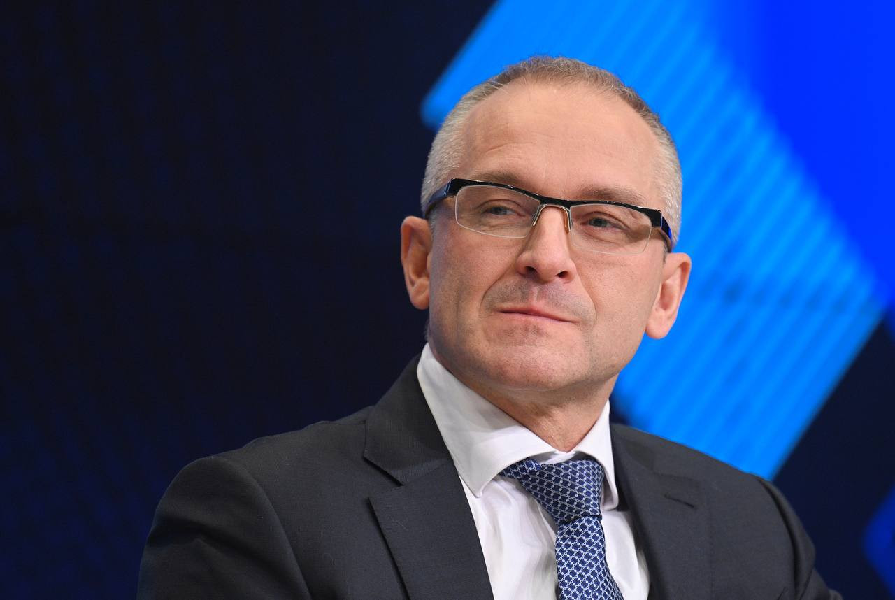 В Россаккредитации сменился руководитель: Назарий Скрыпник освобожден от должности, его место занима...