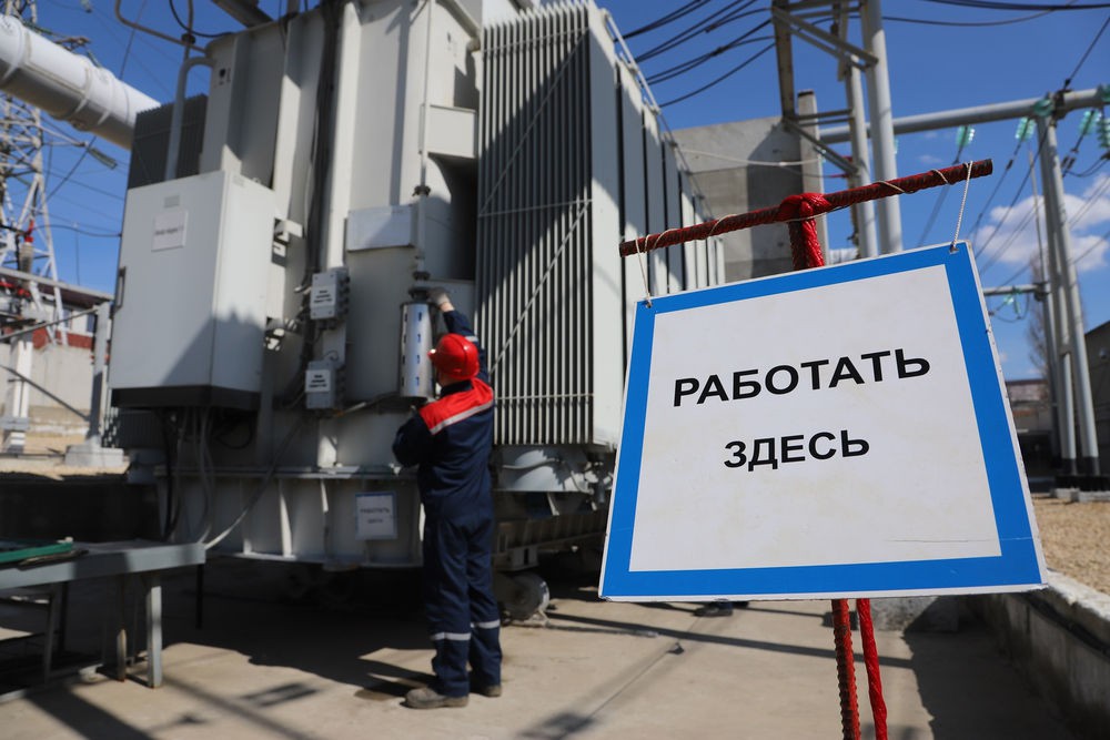 На линиях электропередачи "Россети Волга" заменили более 52 тысяч изоляторов